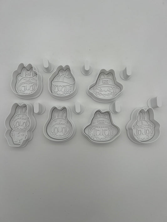 7’li Labubu Kurabiye ve Oyun Hamuru Kalıbı Seti – Figür Kalıpları