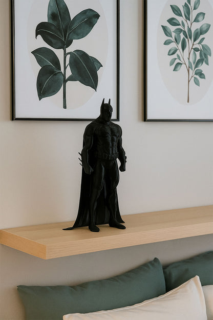 Batman Figürü – 22 cm Dekoratif Koleksiyon
