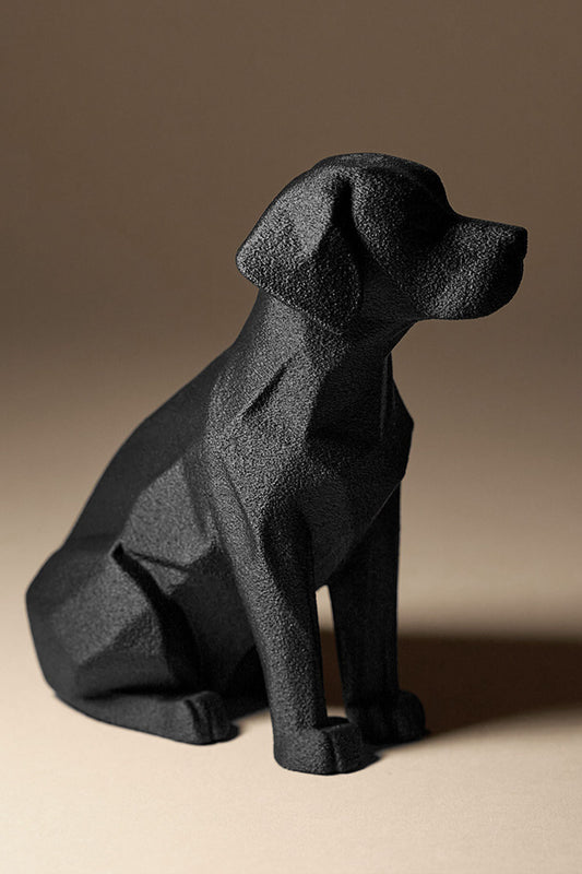 Siyah Labrador Dekoratif Obje – Modern Minimal Köpek Figürü