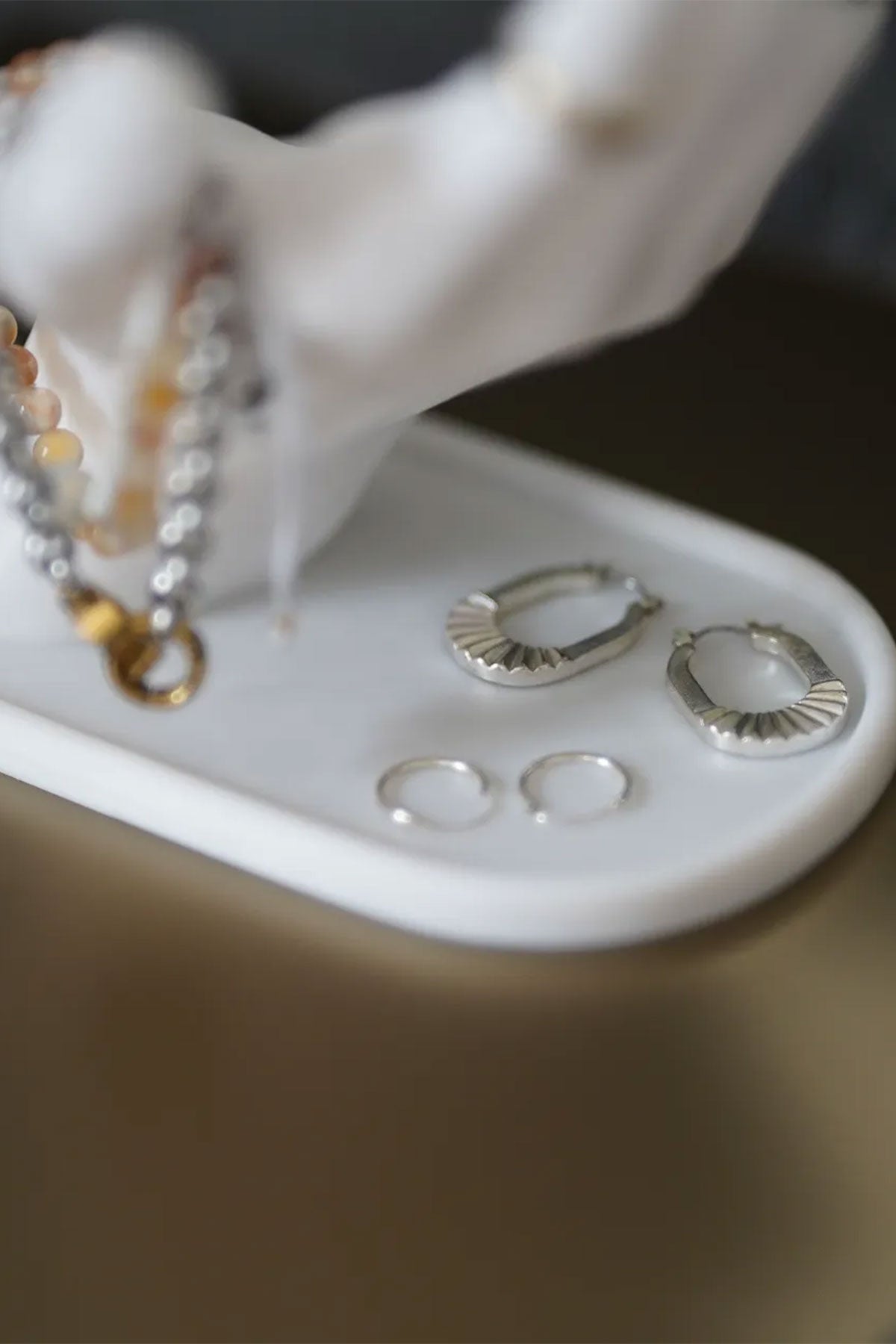 Dekoratif El Tasarımlı Takı Standı - Takı Düzenleyici