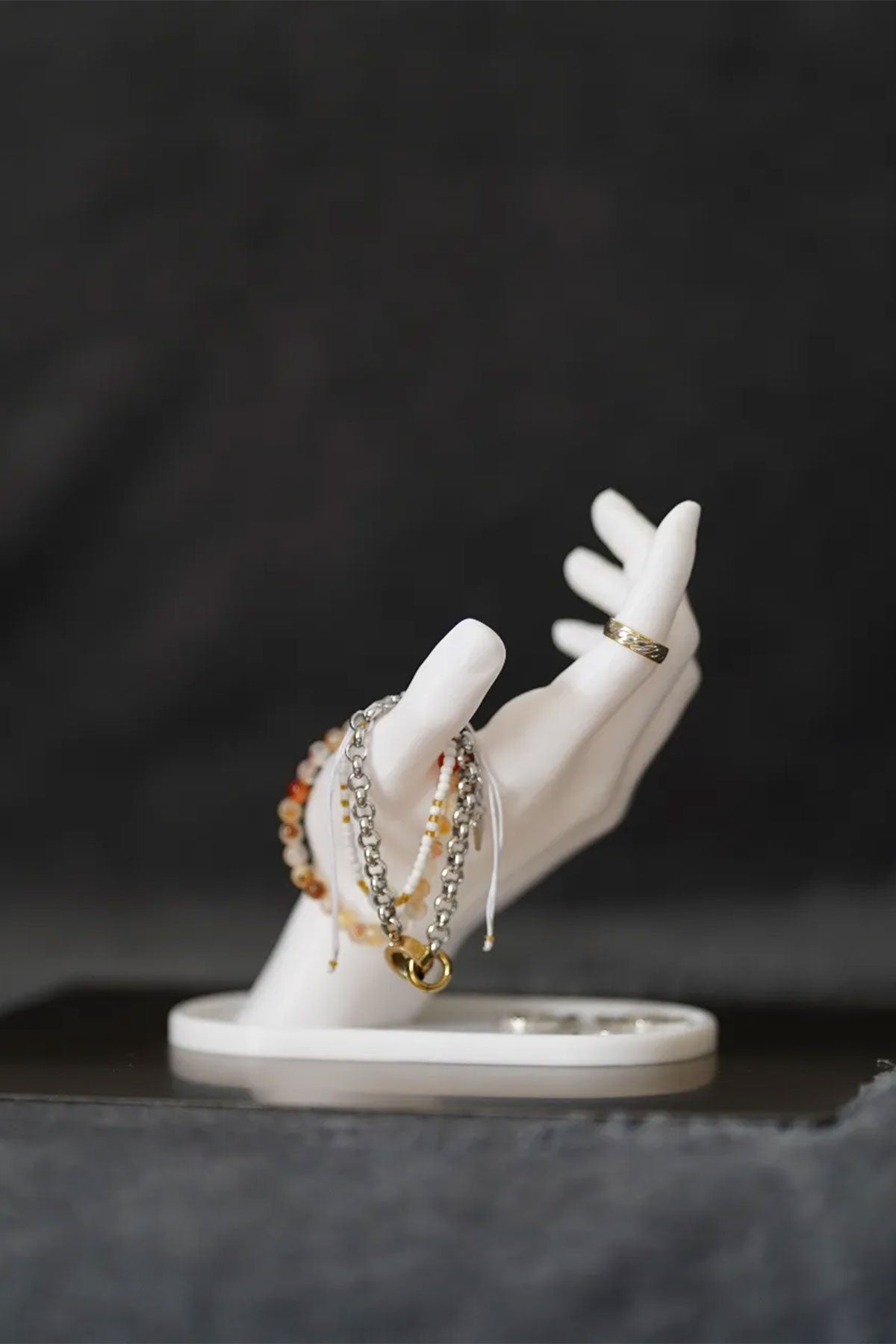 Dekoratif El Tasarımlı Takı Standı - Takı Düzenleyici